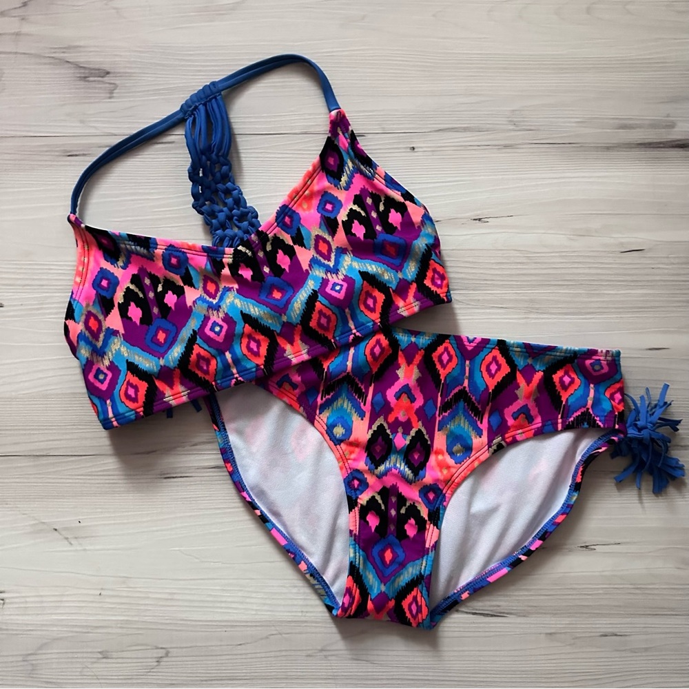 🌸3/$30🌸 Art Class Boho Colorful Patterned Kids Bikini